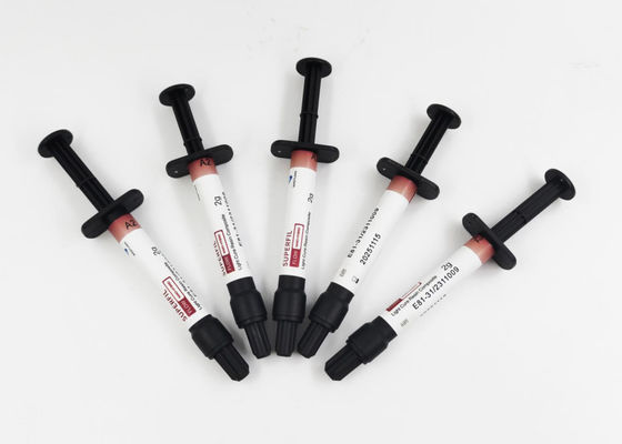 Material de relleno dental fluido 2g / jeringa Nano híbrido de composición de curación ligera
